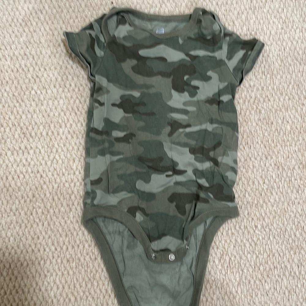 Gap Brannan’s Favorites Short Sleeve Onesie